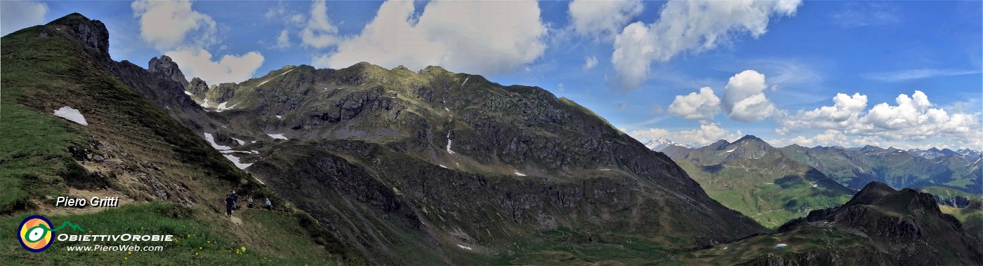 46  Il sentiero 109 mi porta ai Laghetti di Ponteranica.jpg